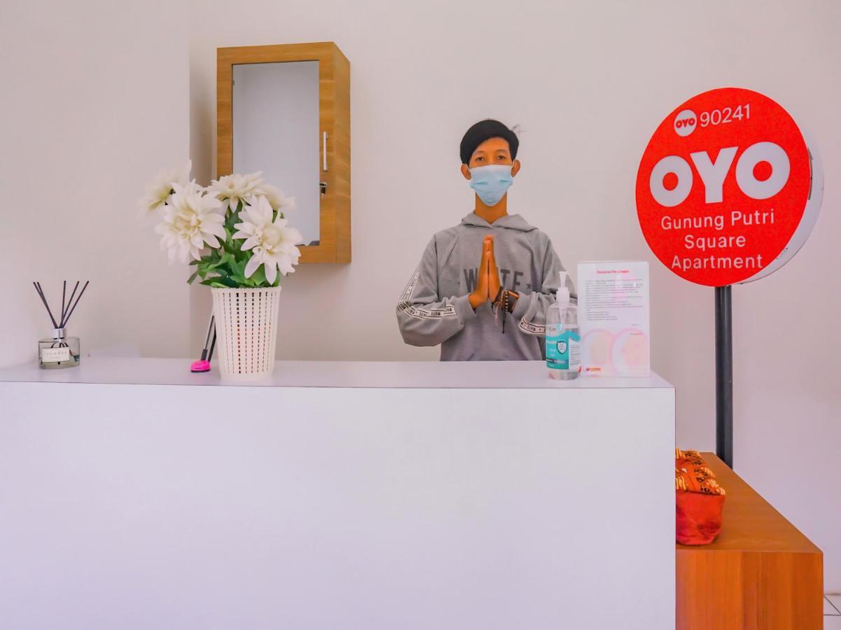 Oyo 90241 Sirooms Apartmen Gunung Putri Bogor Zewnętrze zdjęcie
