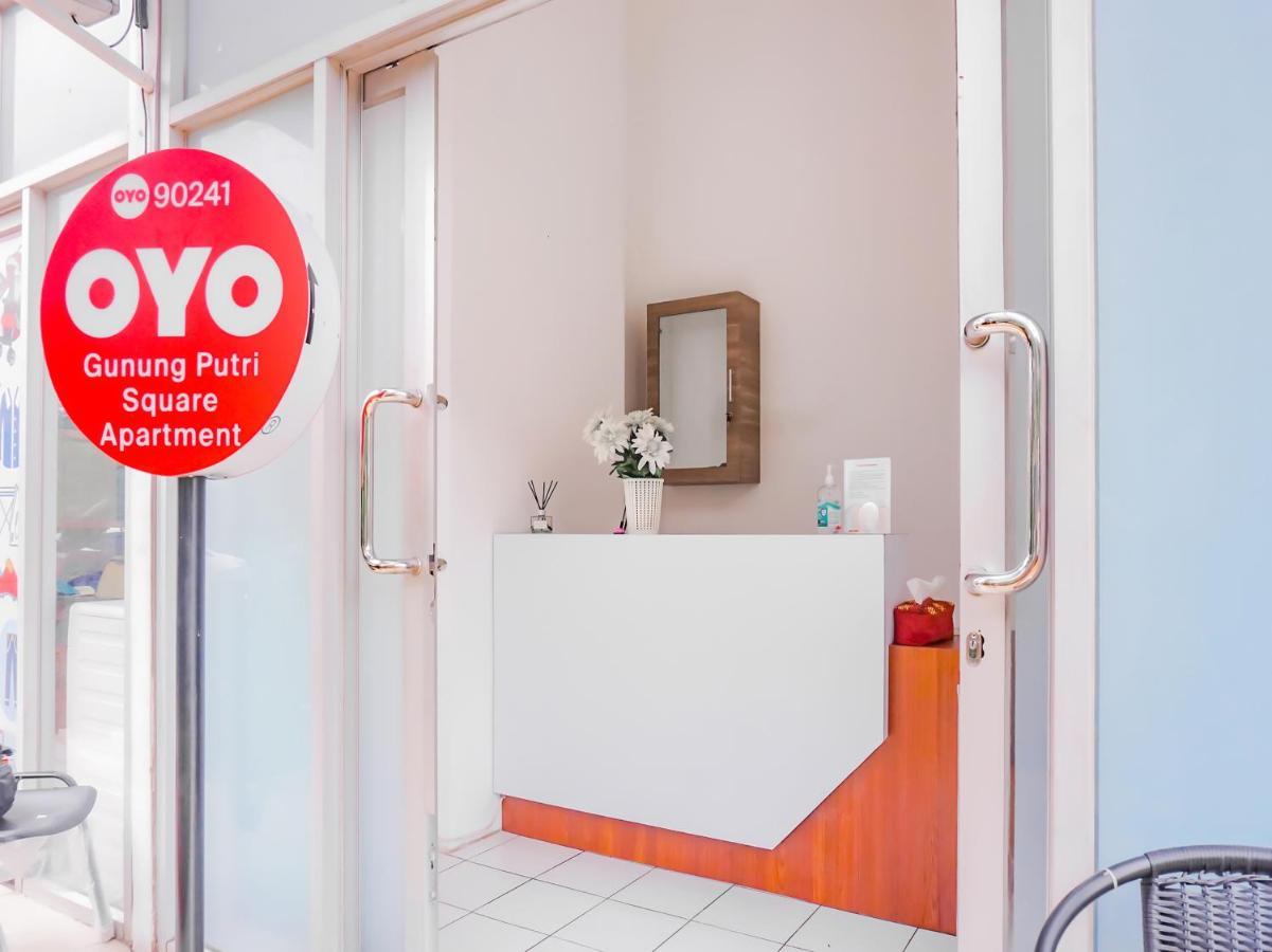 Oyo 90241 Sirooms Apartmen Gunung Putri Bogor Zewnętrze zdjęcie
